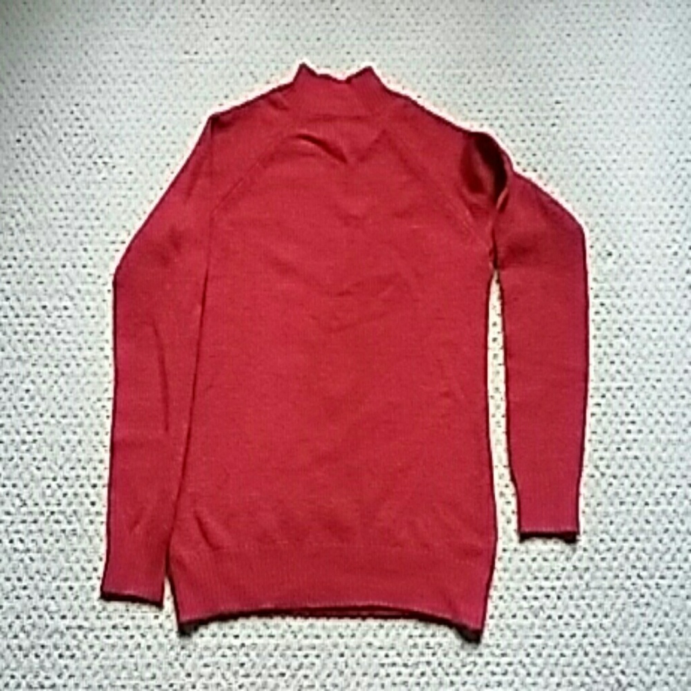 Sweater - Picture 2 of 3